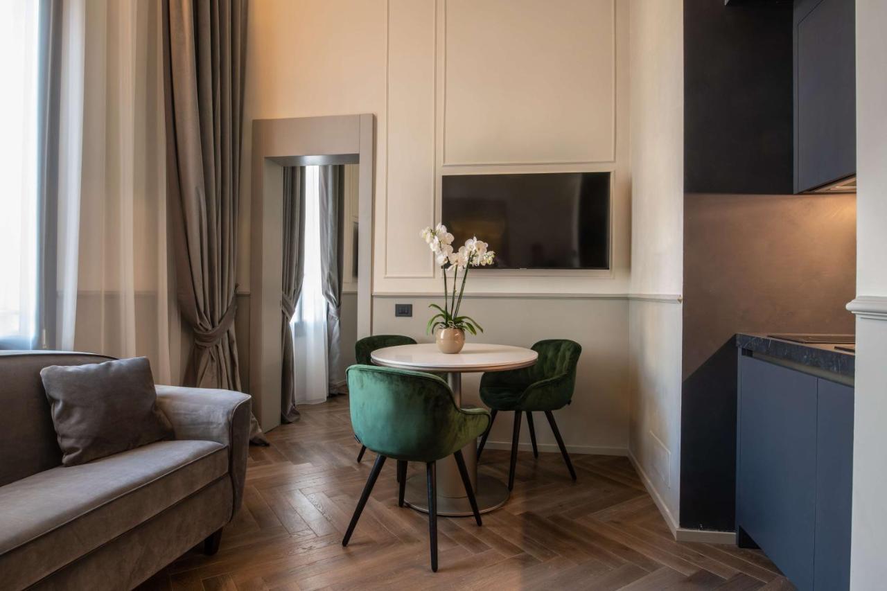 Luxury Apartments Palazzo Nani Венеция Екстериор снимка